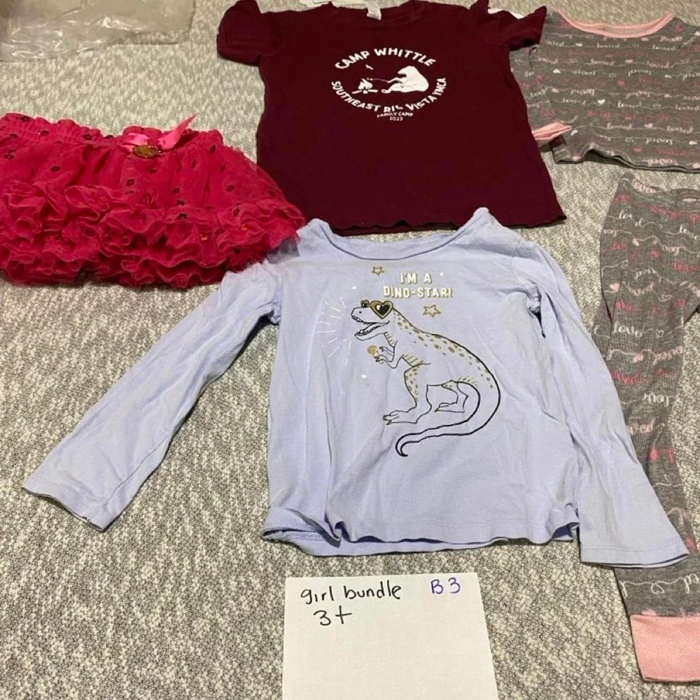 Girls 3+  clothes bundle. SKU-B3